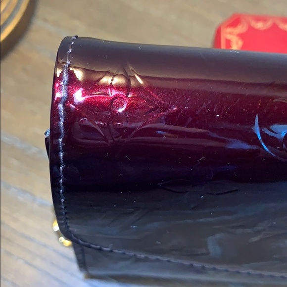 Louis Vuitton Vernis Bel Air Amarante Pouchette - Picture 12 of 15